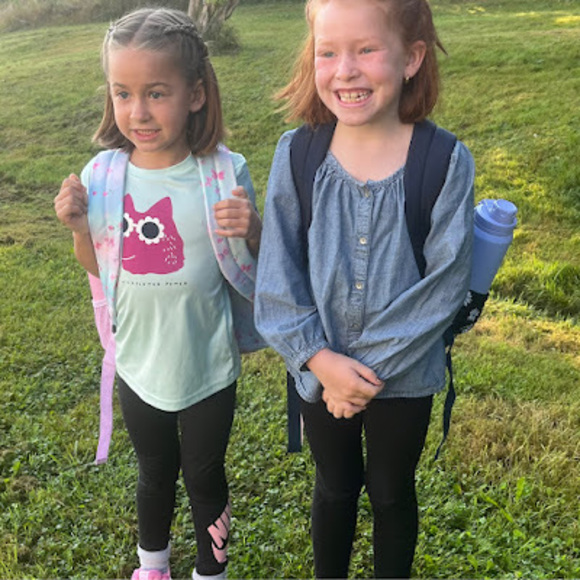 Meet your Posher, Lorraine - Picture 1 of 1